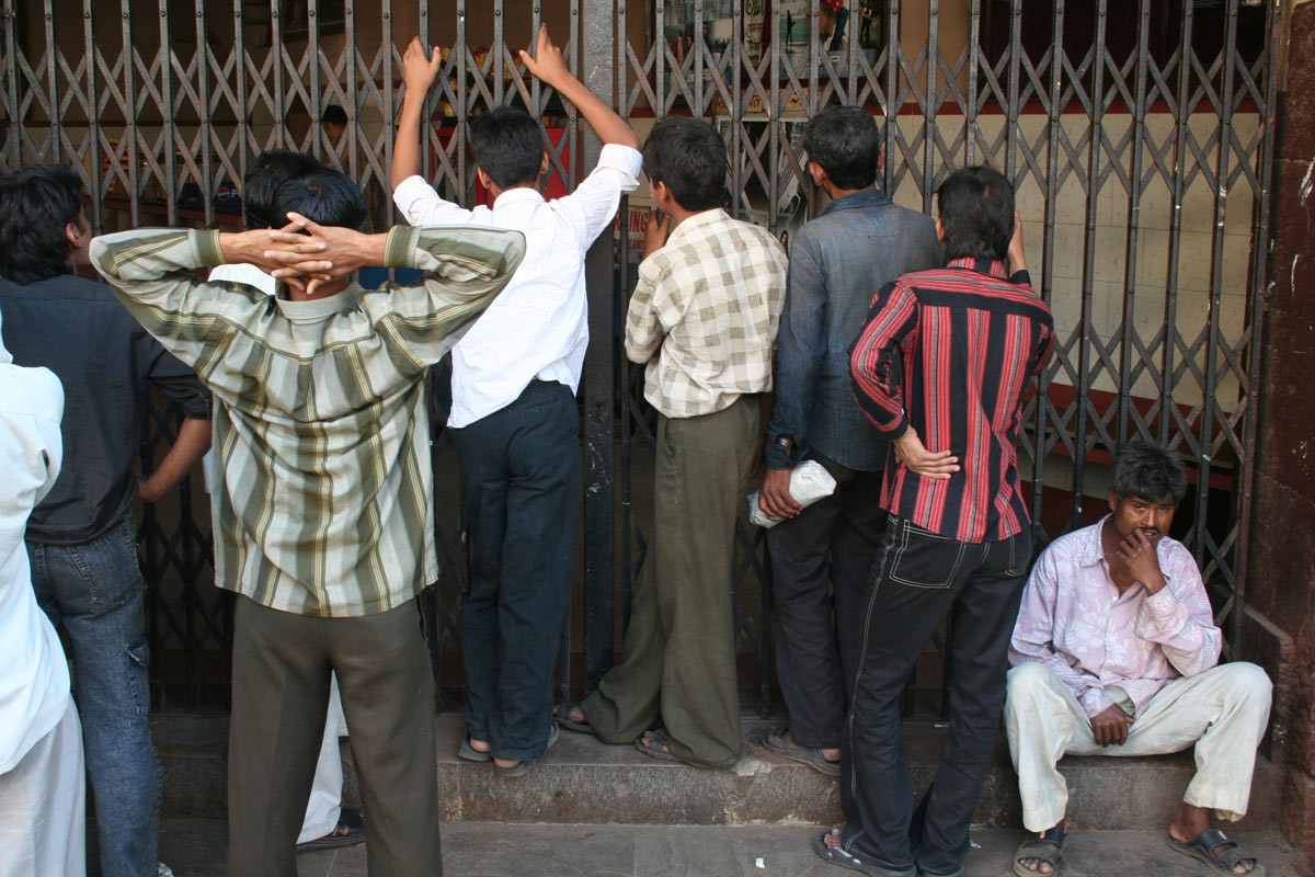 <span style="color:white">Alfred, Mumbai, 2007</span>